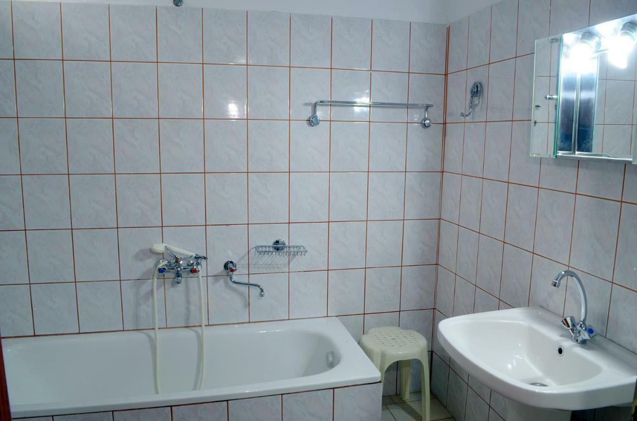 Galini Apartment Loutraki  Exterior photo